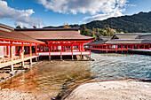 Itsukushima Shinto-Schrein,UNESCO-Weltkulturerbe,auf der Insel Miyajima,Präfektur Hiroshima,Honshu,Japan,Asien