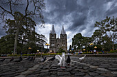 Plaza El Libertador und die Basilika der Unbefleckten Empfängnis in Jardin,Kolumbien