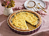 Poppy seed crumble cake with a hint of cinnamon