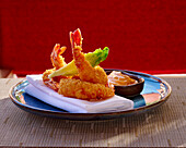 Tempura prawns with lettuce heart and spicy mayonnaise