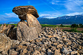 Sorgiñaren Txabola, Chabola de La Hechicera dolmen neolithic, Elvillar, Alava, araba Basque Country, Euskadi Spain.