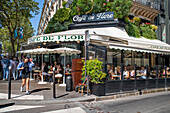 The famous Cafe de flore cafe restaurant, on the Boulevard Saint-Germain in the 6th arrondissement of Paris (Left Bank), France