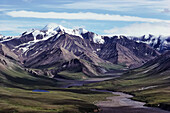 Überblick über die natürliche Schönheit im Denali National Park and Preserve, Alaska, USA; Alaska, Vereinigte Staaten von Amerika