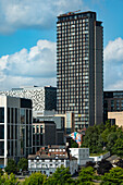 St. Pauls Tower, new apartment block towering over city centre, Heart of the City Quarter, Sheffield, Yorkshire, England