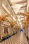 Quadrant Arcade zu Weihnachten, London, England, Vereinigtes Königreich