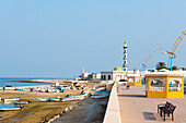 Tiwi, village on the coastal road linking Qurayat to Sur, Sultanate of Oman, Arabian Peninsula