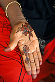 Henna drawing on hand, Dhofar, Sultanate of Oman, Arabian Peninsula