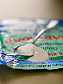 Agar-agar powder for desserts and jellies