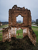 Luftaufnahme der Ruinen der historischen Republik Paulava inmitten einer wunderschönen Landschaft,Turgeliai,Litauen