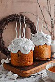Small Easter cakes with meringue topping
