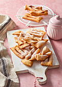 Deep-fried pastries for carnival