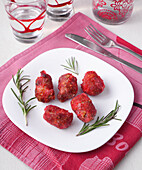 Aubergine date bites with walnuts