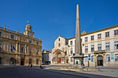 Church of St-Trophime, UNESCO, Place de la Republique, Arles, Bouches du Rhone, Camargue, Provence-Alpes-Cote d'Azur, France