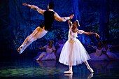 La Sylphide is a romantic ballet in two acts, choreographed by Auguste Bournonville in 1836, it is one of the oldest ballets in the world. Performed by the Cultural Association of the Metropolitan Ballet of Medellin