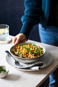 Asia bowl with vegan mince and vegetables