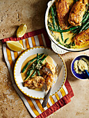 Cremiges Zitronenhähnchen mit Bohnen aus der Pfanne