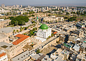 Luftaufnahme der Hospitalfestung, der Al-Jazzar-Moschee und der übrigen Altstadt, Altstadt von Akko, Israel.