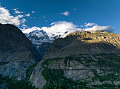 Luftaufnahme einer Gebirgslandschaft, Ulter-Gipfel, Gilgit Baltistan, Pakistan.