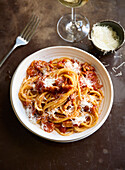 Spaghetti all'amatriciana - Spaghetti with tomato sauce and bacon