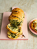 Spinach and cheese pull-apart bread