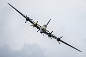 IWM Duxford SommerflugschauWWII B17-Bomber, Sally B
