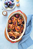 Chicken thighs with baked plums