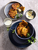 Batad Pommes frites mit Curryjoghurt