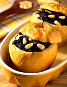 Baked apples filled with black pudding