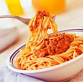 spaghetti bolognaise (subject: pasta)