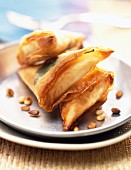 Filo pastries filled with feta