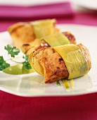 chicken rolls with leeks and apples