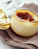 Pot of crème brûlée