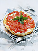 individual tomato tart (topic: menus by Aurélie)