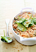 Spinach and fromage frais crumble