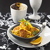 Indian-style chicken with yoghurt sauce