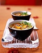 Cream of carrots with mussels