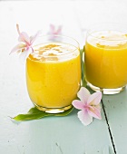 Mango and orange blossom smoothies