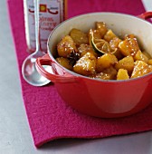 Ananas-Mango-Confit mit Honig und Curry