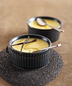 Crème Caramel mit Vanilleschote