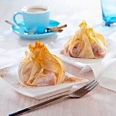 Filo pastry purse filled with fruit