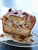 Apple and dried fruit cake