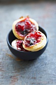 Mini tartlets with raspberry filling