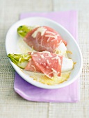 Chicory and ham cheese-topped dish