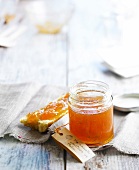 Melon jam with lime and vanilla (vegan)