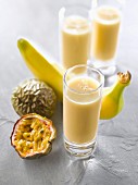 Banana-passionfruit smoothies