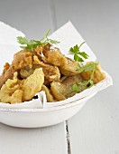 Vegetable tempuras with pistachios