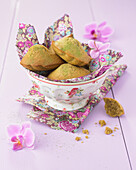 Green tea Madeleines