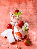 Italian-style strawberry pudding