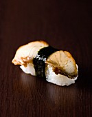 Sushi mit gegarter Goldbrasse