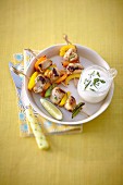 Chicken brochettes with lemon syrup
